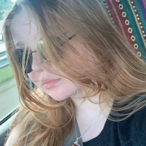 Meet your Posher, Jilliane